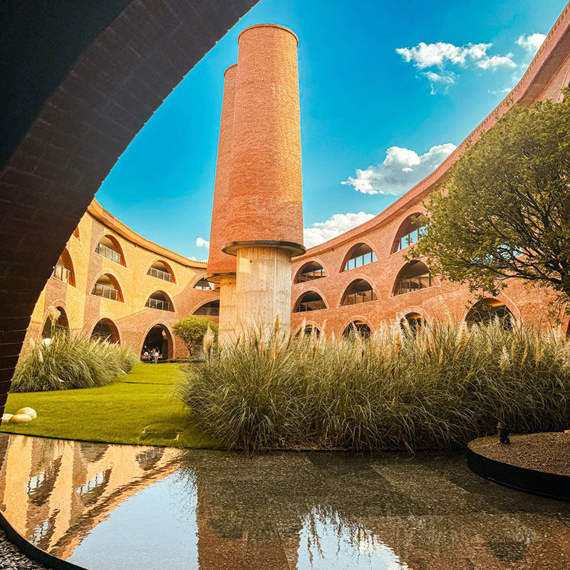 云南弥勒抚仙湖3天2晚家庭自由行可选酒店搭美食泡温泉电影票