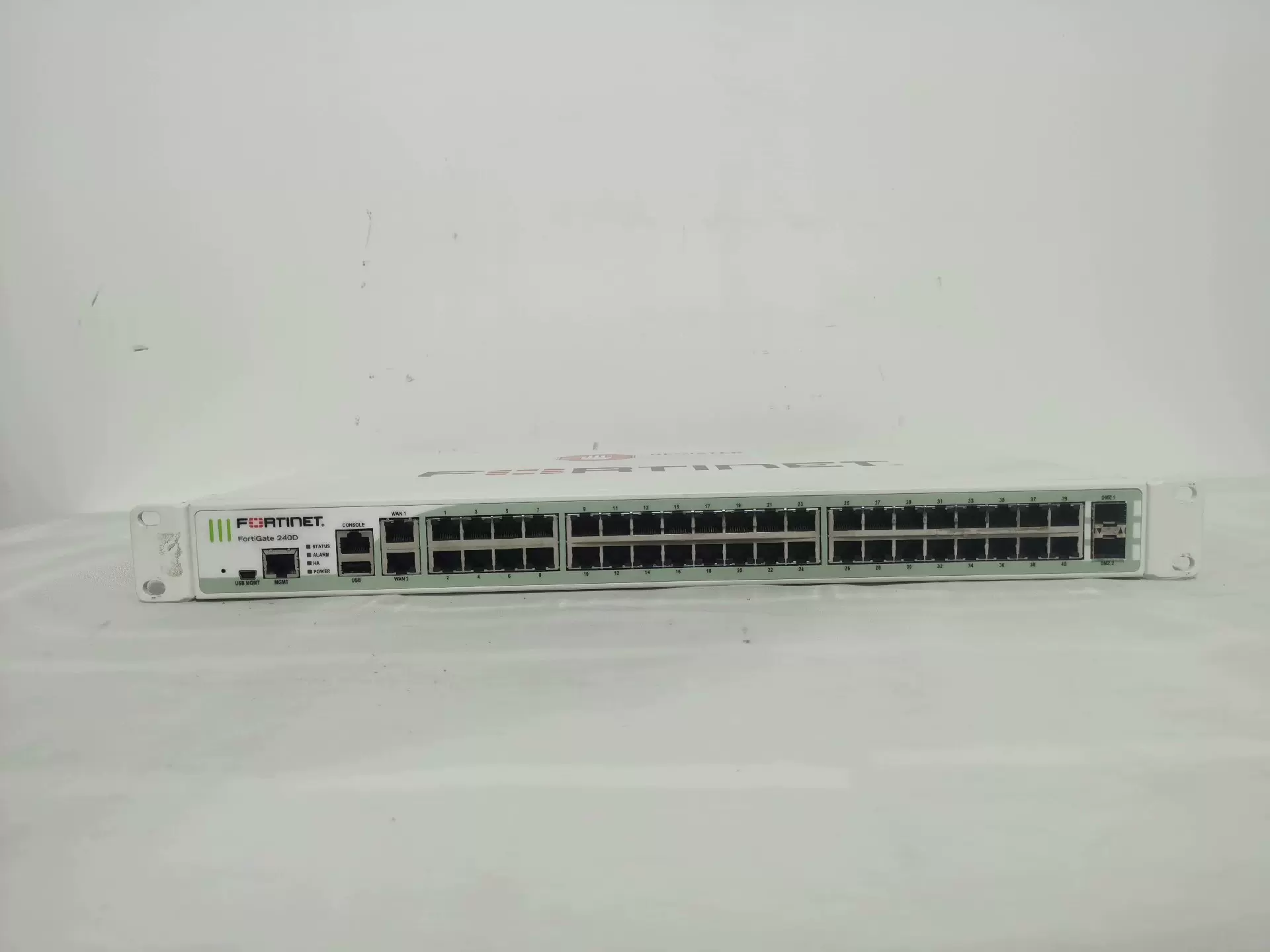 议价）飞塔FORTINET FG-240D 飞塔防火墙40口千兆-Taobao