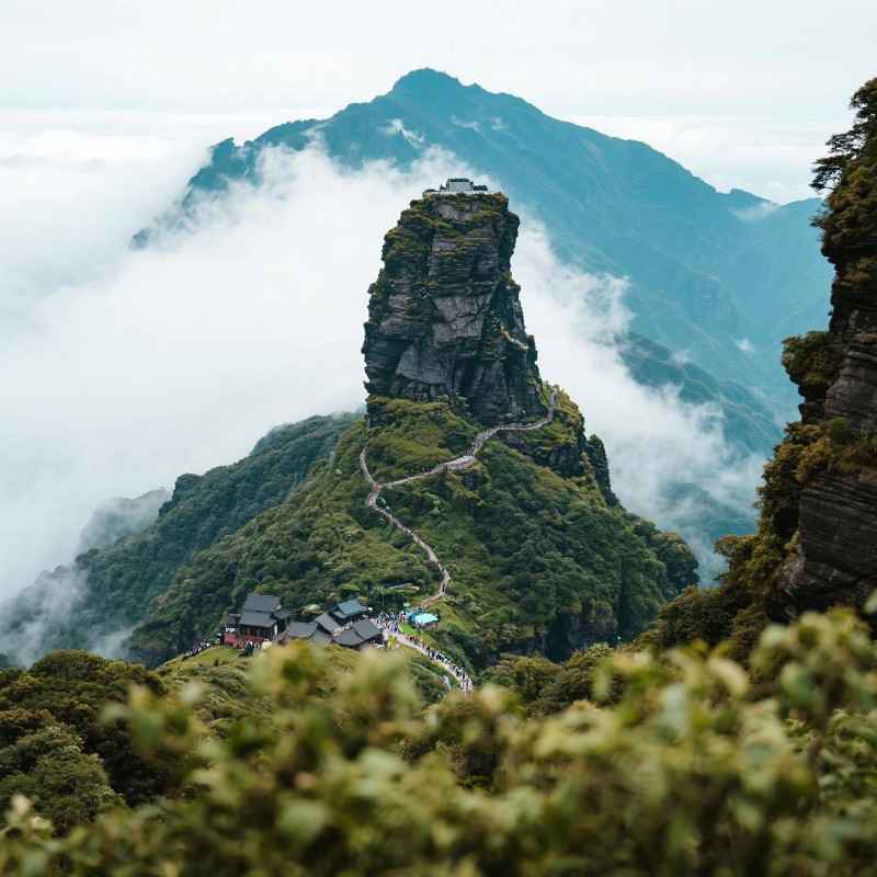 贵阳10天9晚专车自由行黄果树瀑布大小七孔千户苗寨万峰林织金洞