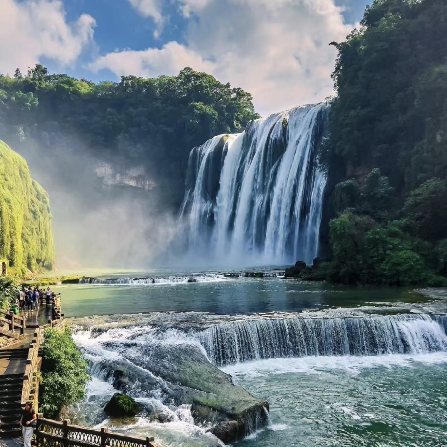 【贵州独立成团5天4晚2人起订】黄果树+大小七孔+西江苗寨+青岩