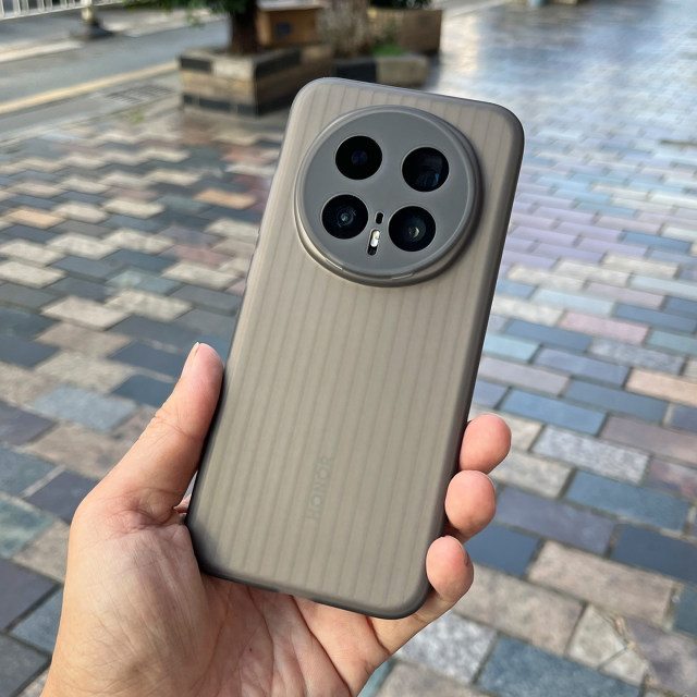 
Suitable for Honor magic8 mobile phone case, soft shell, corrugated anti-slip, light and frosted magic8pro arc edge lens all-inclusive protective case