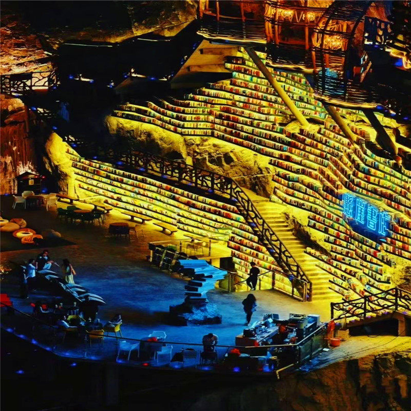 南宁出发-河池罗城棉花天坑玻璃栈道悬崖书店2日游/悬崖无边泳池