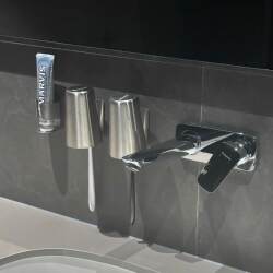 Stainless Steel Toothbrush Cup, Wash Cup Holder, Toothbrush Holder, Wall-Mounted Punch-Free Bathroom Countertop Storage Cup Holder