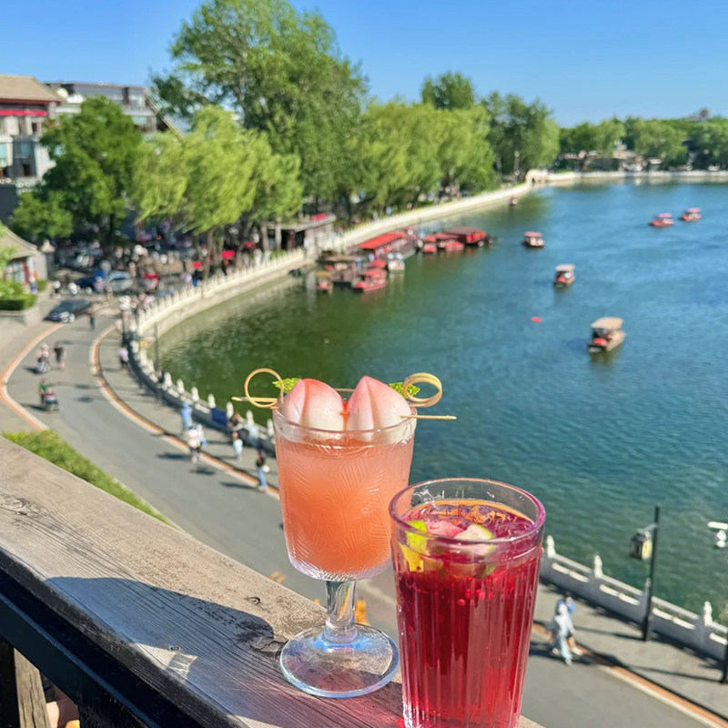 揭阳出发北京亲子游升旗仪式赏国粹乘铛铛车榫卯拼插双飞跟团6日