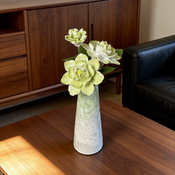 Jingdezhen Ceramic Flowers, High-End Luxury Artificial Flowers, High-End Living Room Handmade Porcelain Flower Vase Ornaments, Housewarming Gifts