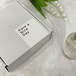 High-Quality ins Simple Style Sealing Stickers for Airplane Boxes, English White Long Strip Gift Box Packaging Decorative Stickers