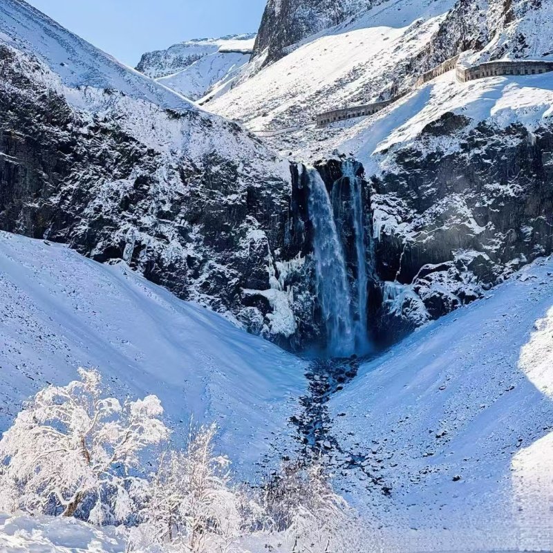 沈阳起止延吉雪岭长白山3日游2-6人精品团天池雪岭漂流图们民俗园