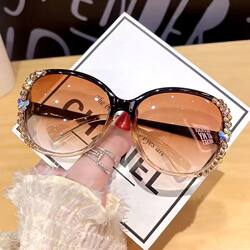 2025 New Style Sunglasses for Women, Anti-Uv, Slimming for Large Faces, Sun Protection, Fashionable Sunglasses, Korean Style, High-End with Rhinestones