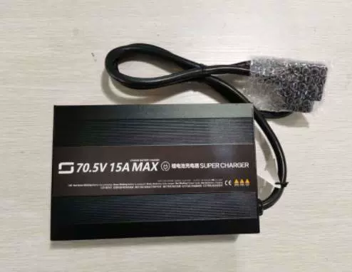 速珂电动车SOCO充电器TS/TC/CU/TCMAX/CPX充电器充电机速珂配件-Taobao