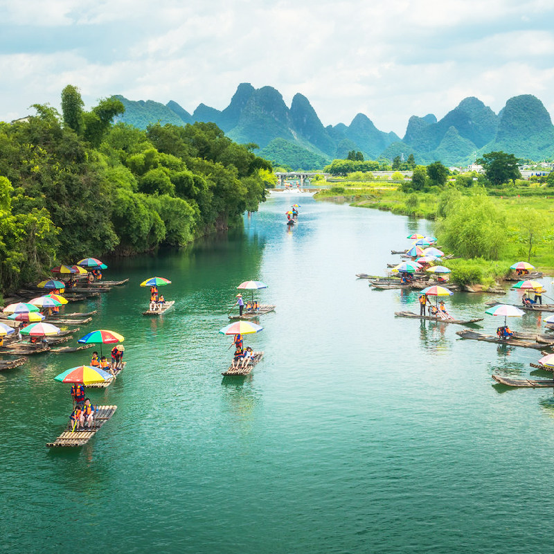 桂林旅游四日团4天3晚漓江竹筏游船阳朔龙脊梯田遇龙河漂流相公山