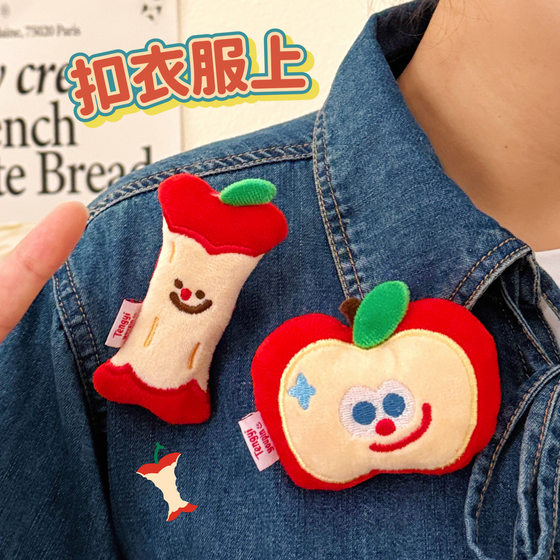 
Plush small commodity doll Yiwu jewelry girl backpack decoration brooch cute pin doll accessories