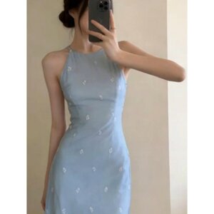 
French style embroidered floral suspender halterneck sleeveless dress for women, gentle, simple and slim, slim waist long skirt