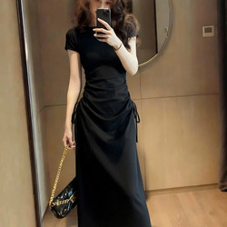 Hepburn-Style Black Short-Sleeve Dress for Women, 2026 New Early Spring Trendy Hot-Selling Model, Waist-Cinching Slimming A-Line Dress