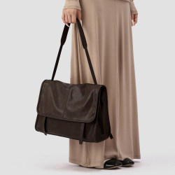 Urza&R Vegetable-Tanned Sheepskin Messenger Bag Large-Capacity Commuter Messenger Bag Women's Retro Casual Shoulder Crossbody Bag