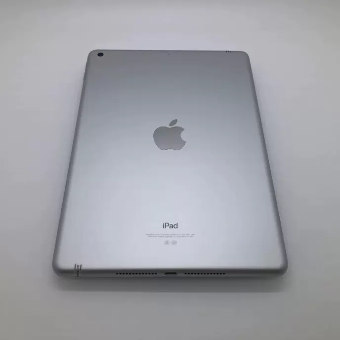 二手)保证正品95新苹果iPad 6 (2018) 9.7英寸32G 银色-Taobao