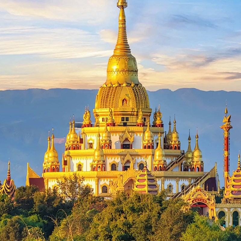 【8人小团】昆明芒市瑞丽腾冲旅游6天5晚/4钻温泉酒店一价全包