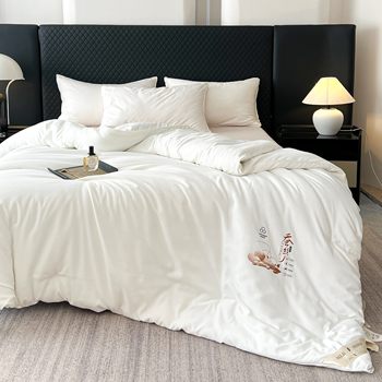 
Ingenious traditional pure handmade jacquard silk quilt mulberry silk quilt autumn and winter quilt thickened warm quilt 14