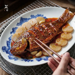 Shitang Oriental Jingdezhen Chinese-Style Ceramic Plate, High-End Fish Plate for Home Use, Suitable for Steaming Fish and Microwave Use