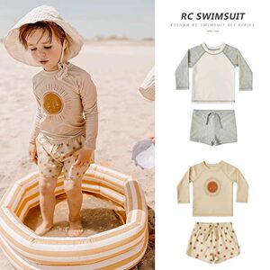 Children's swimsuit boys Korean version of long -sleeved split small boys swimming clothes summer new swimsuit swimming trunks set

