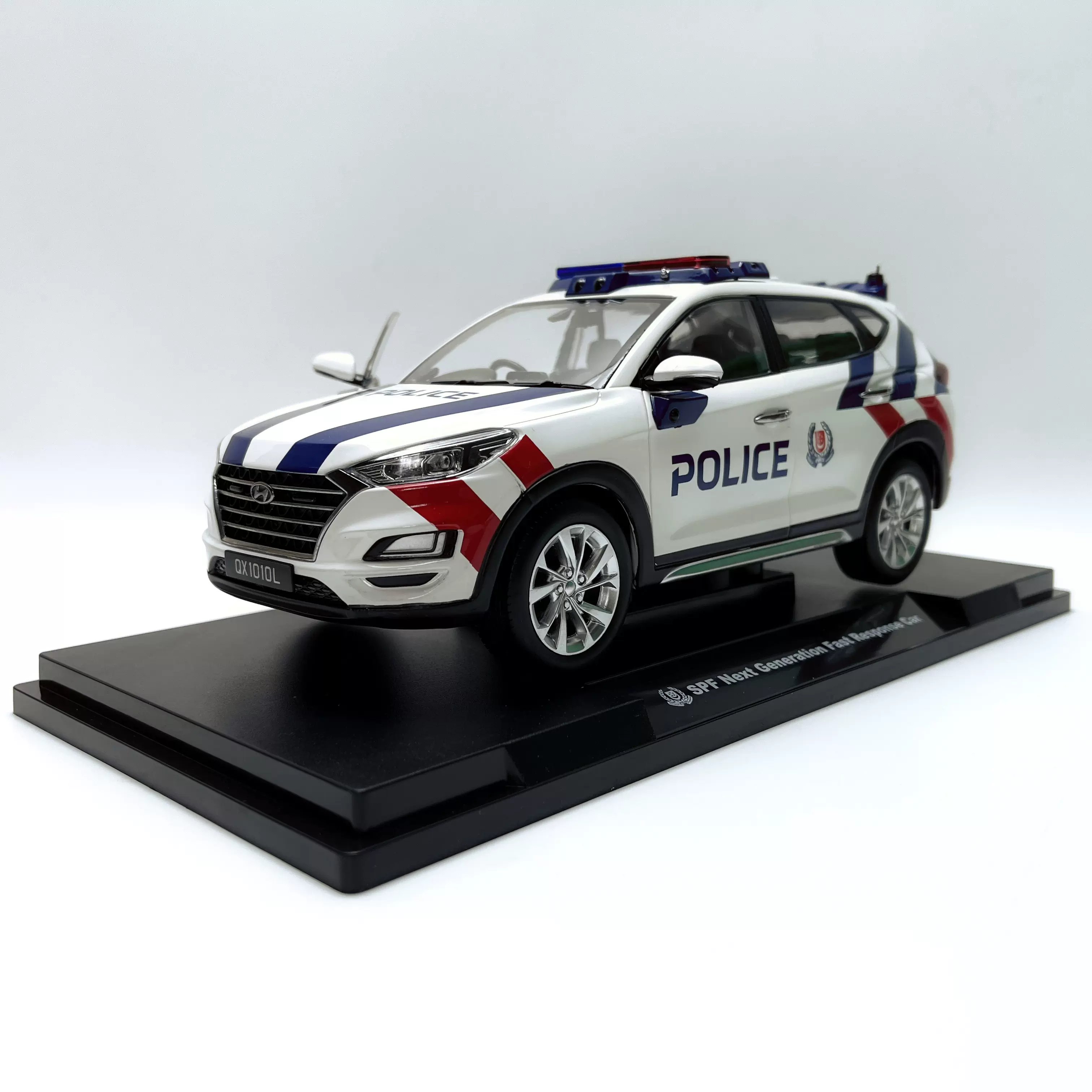 1/18 Hyundai Tucson マレーシア警察 ixo MODELS 1:18 IXO 现代途胜