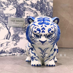 Cute Tiger Figurine Ceramic Cartoon Zodiac Tiger Year Mascot Home Desktop Tea Table Decoration Ornament