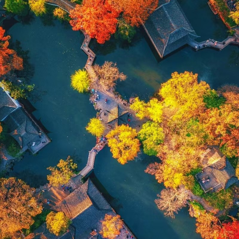 含往返飞机票|沪苏杭 4天3晚|自由行|豫园|拙政园|雷峰塔|4钻酒店