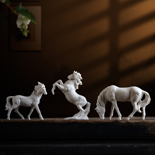 High-quality Dehua white porcelain animal white horse desktop small ornaments home gardening sand table water flow device landscaping ceramic accessories