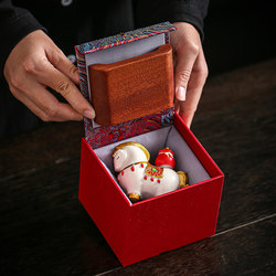 2026 Year of the Horse Ornament Gift Box, Chinese-Style Trendy Gift, Creative Decoration for Living Room Tabletop, Bring Instant Wealth