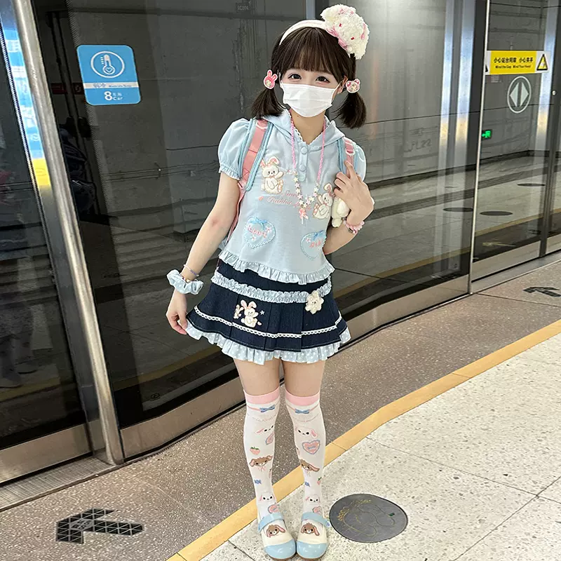 流行り の ブランド ベビーハンガー lino 子供服 ショートパンツ 入園式 女の子90秋 ベビー