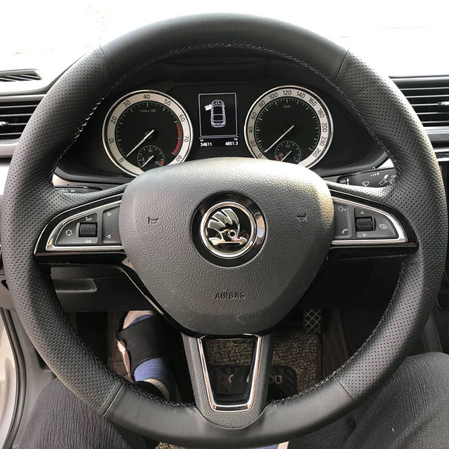 Skoda Superb Octavia steering wheel cover, genuine leather, Korok, Komik, Kodiak handlebar cover, hand-sewn special model