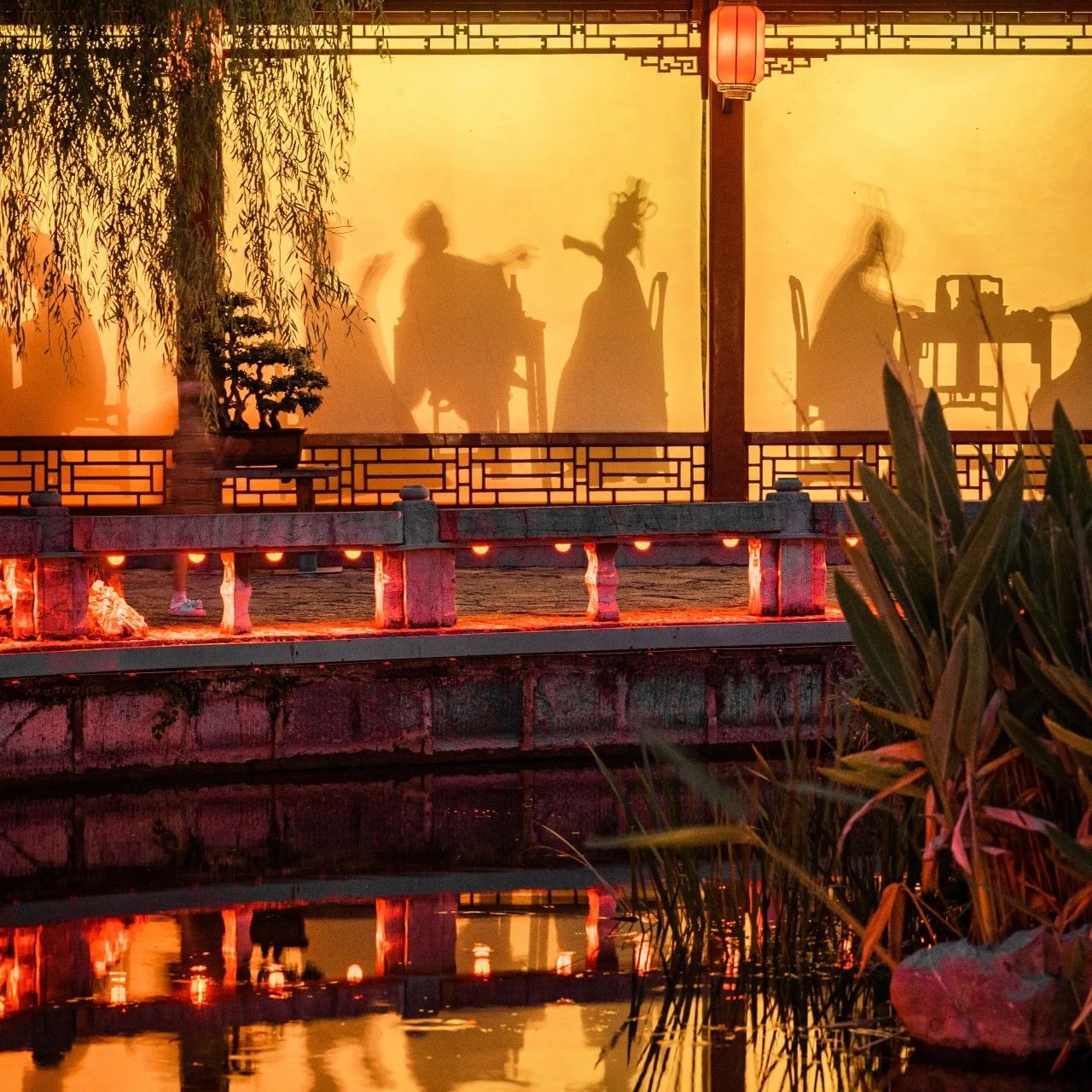 【夜上黄鹤楼】夜上黄鹤楼跟团游 包含:夜上黄鹤楼门票+导游讲解