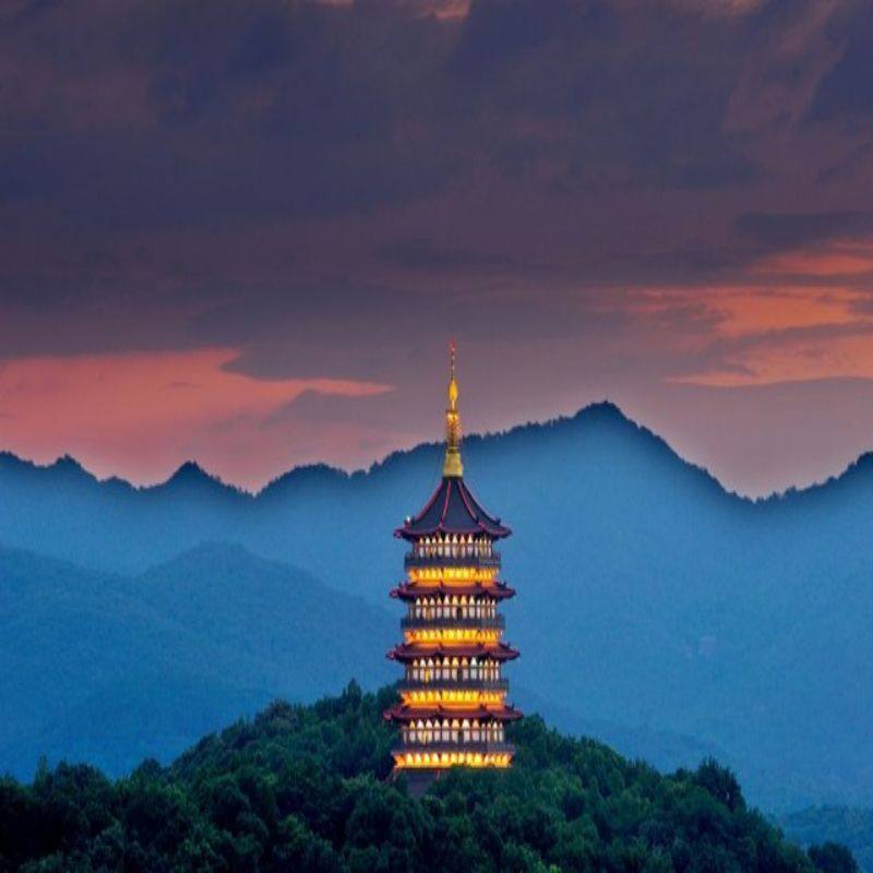 【水韵江南•风雅园林】杭州雷峰塔+苏州园林+寒山寺2日游