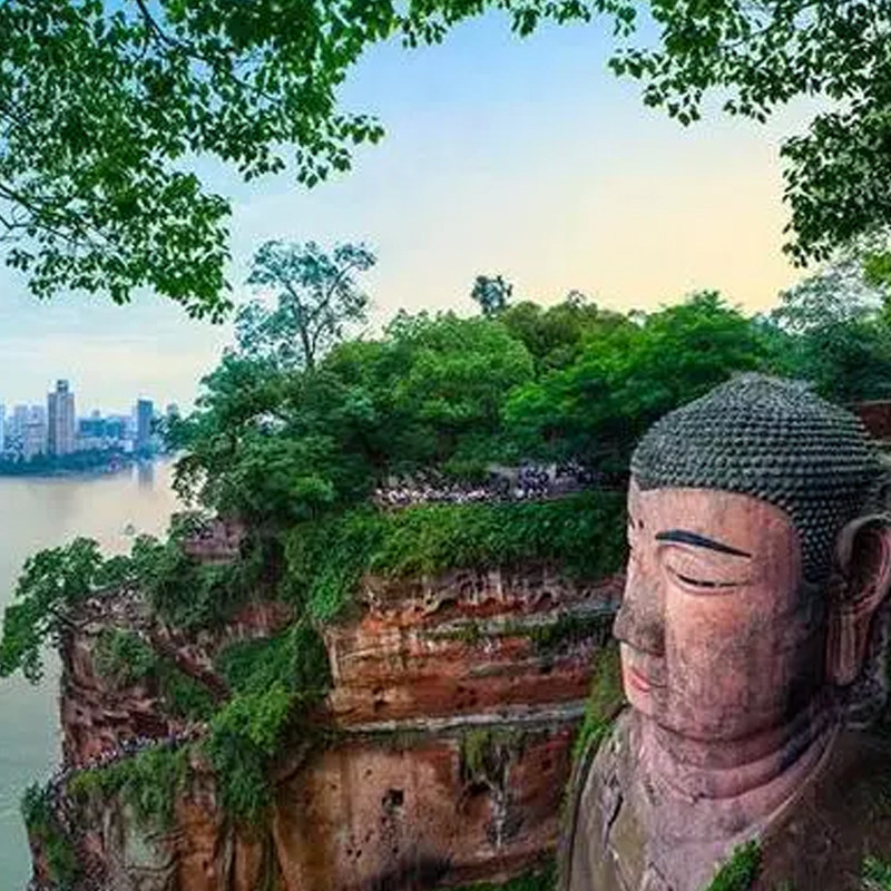 四川成都出发九寨沟黄龙熊都江堰山峨眉山旅游纯玩5天4晚跟团游