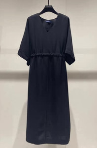 
Coriano summer counter same style classic starry sky black light V pleated dress long skirt LW2983 2790