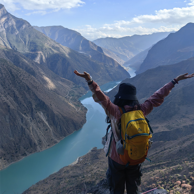 云南版乌苏古道·丽江宝山石头城太子关徒步2天1晚进阶探险跟团游
