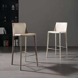 Minimalist saddle leather chair Italian industrial style bar bar stool bar chair light luxury cafe saddle chair bar chair