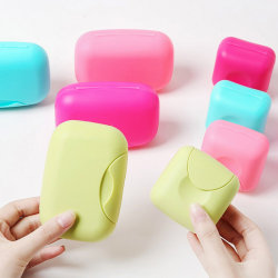 Portable sealed creative soap box waterproof buckle