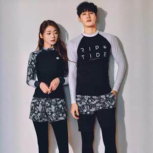 
Swimsuit couples water park split flat corner two-piece set conservative belly covering to make you look slim on the beach swimsuit diving suit