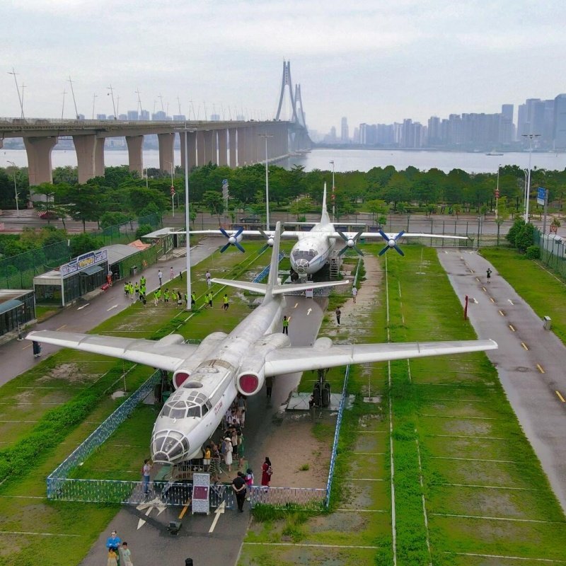 湛江一日游2-6人纯玩团 含红嘴鸥游船军事博览园 亲子游