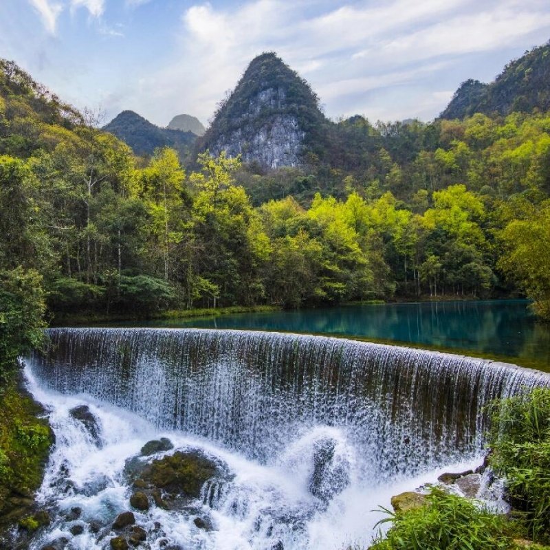 贵州纯玩5日游黄果树瀑布+青岩古镇+大小七孔+肇兴侗寨+梯田风光