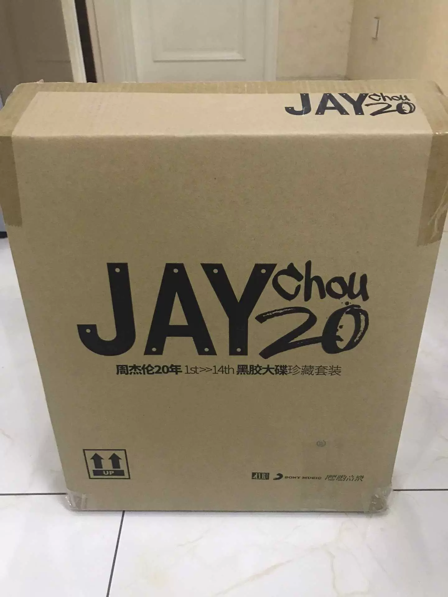 周杰伦黑胶唱片20周年台版第一批正版全新未拆箱连箱子都没打开过