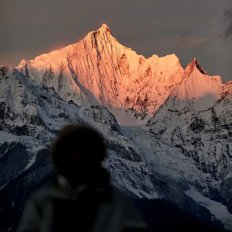 云南香格里拉雨崩村徒步5天4晚跟团游梅里雪山日照金山 神瀑冰湖