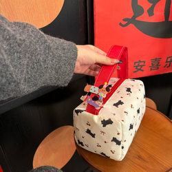 New High-Looking Cartoon-Style Large-Capacity Makeup Bag, Portable Storage Bag for Travel, Cute Travel Handbag L1