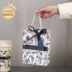 Coated White Cardboard Bags in Stock, Tote Bags with Logo Printing, Stylish Tote Packaging Bags, Vintage Floral Gift Bags, Premium Quality