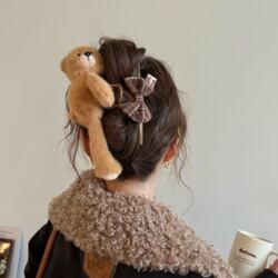 Unique and Cute Bear Plush Hair Clip, Cartoon Doll Bangs Clip, Girly and Aesthetically Pleasing Hair Accessory