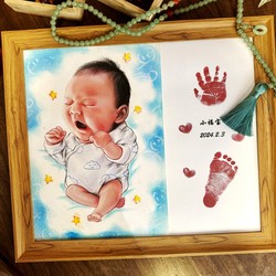 Hong Guangyi's hand and foot print painting for newborn baby's full moon ceremony