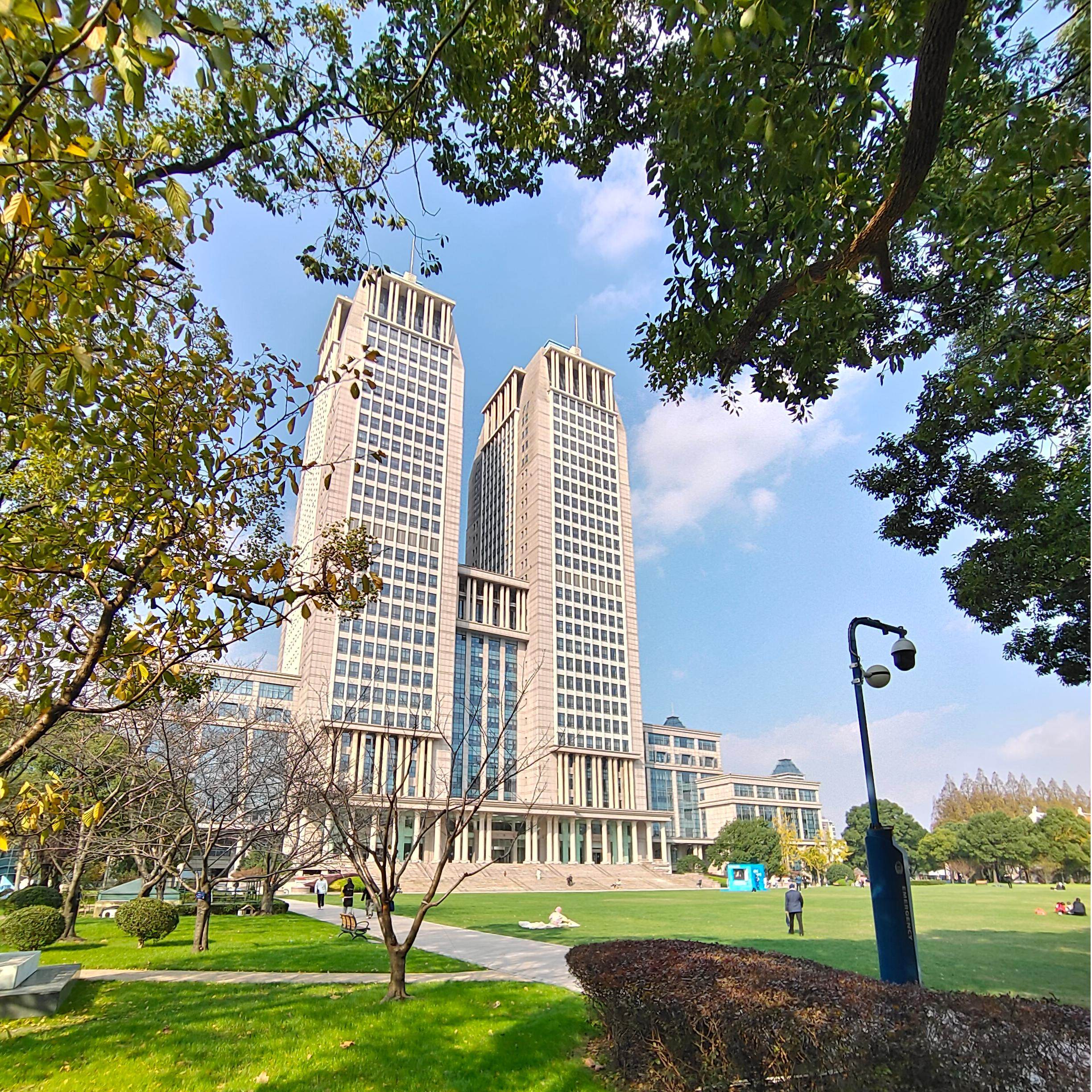 名校参访|中国最古老高校|上海复旦大学+人文导师导览服务半日