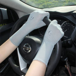 Spring and Autumn and Summer Sunscreen Gloves for Women Thin Medium-Length Embroidery Driving Tight Elastic Riding White and Black Etiquette