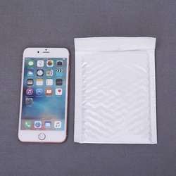 Manufacturer produces white pearlescent film bubble bags, ultra-light waterproof and shockproof foam envelope bags, bubble bags in stock