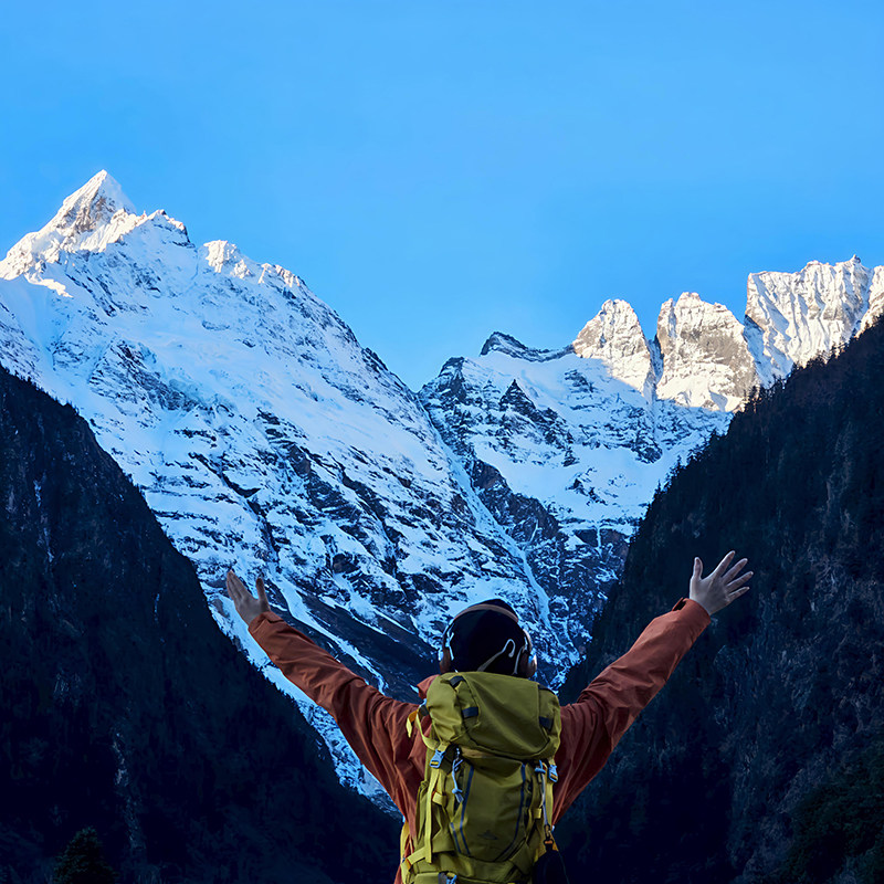 昆明大理丽江香格里拉泸沽湖轻奢10日游